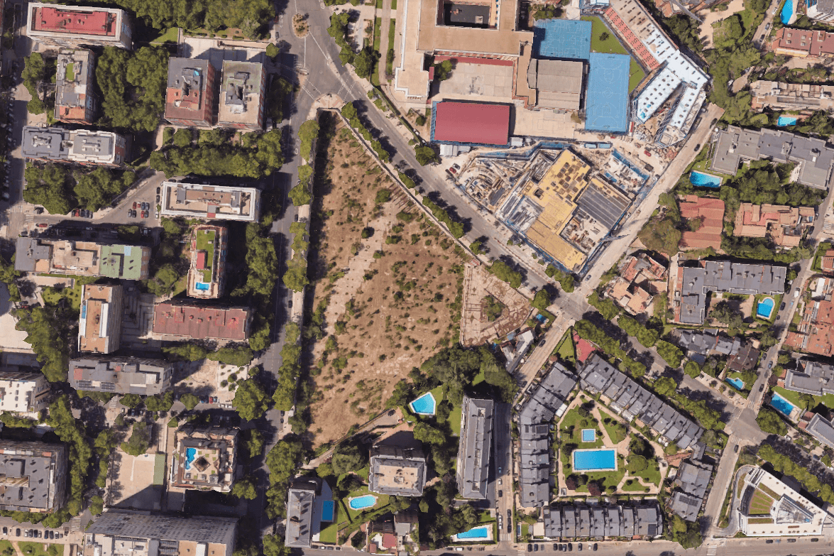 Informe urbanístico de solar en calle Padre Damián 52