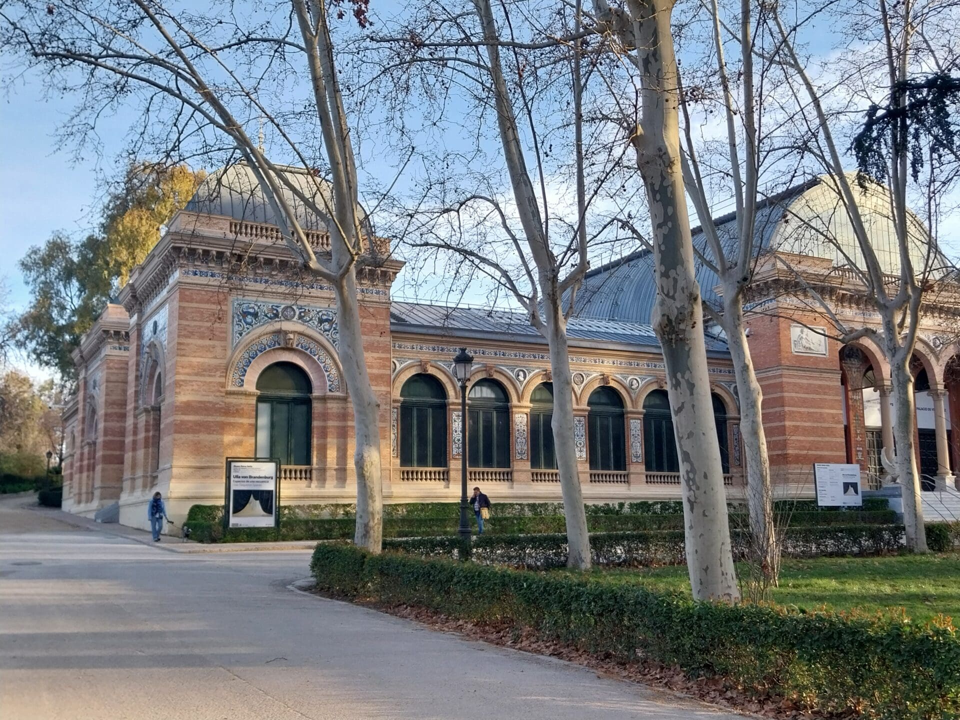 C24 - DIGITALIZACIÓN, IMPULSO Y MEJORA DEL PALACIO VELÁZQUEZ