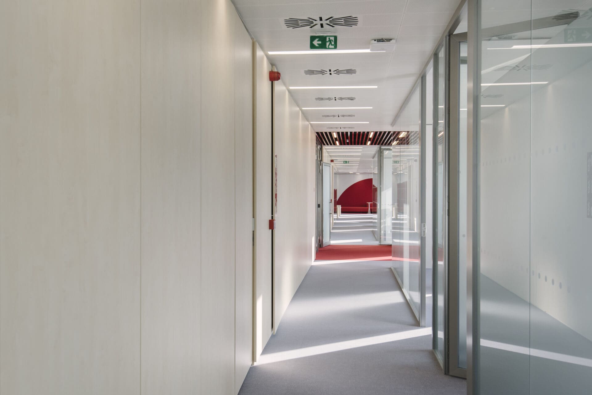 COMPRA Y ADECUACIÓN DE ESPACIOS DEL EDIFICIO RÍO 55, MADRID
