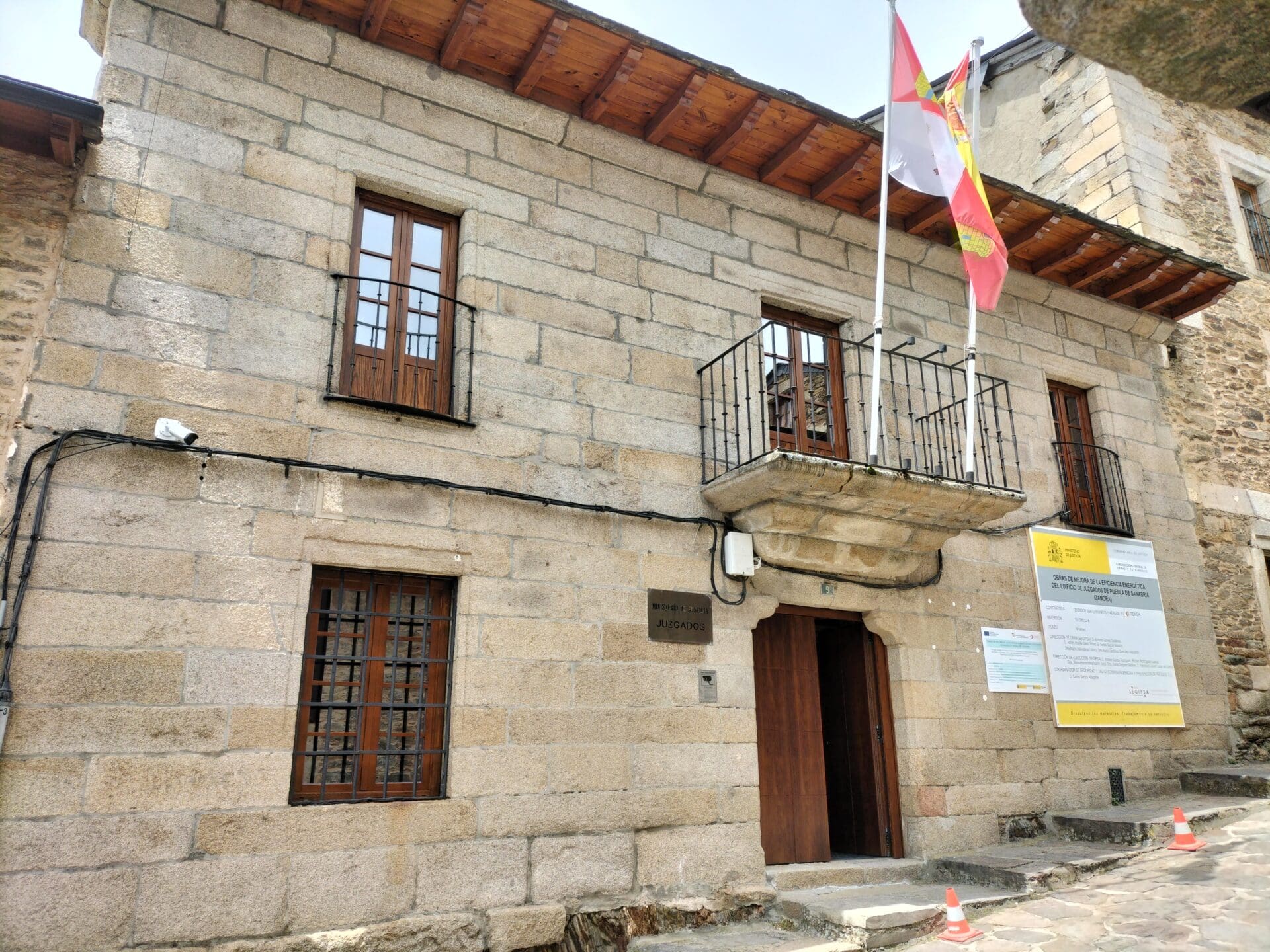 C11 - OBRAS DE MEJORA DE LA EFICIENCIA ENERGÉTICA DE LA SEDE JUDICIAL DE PUEBLA DE SANABRIA