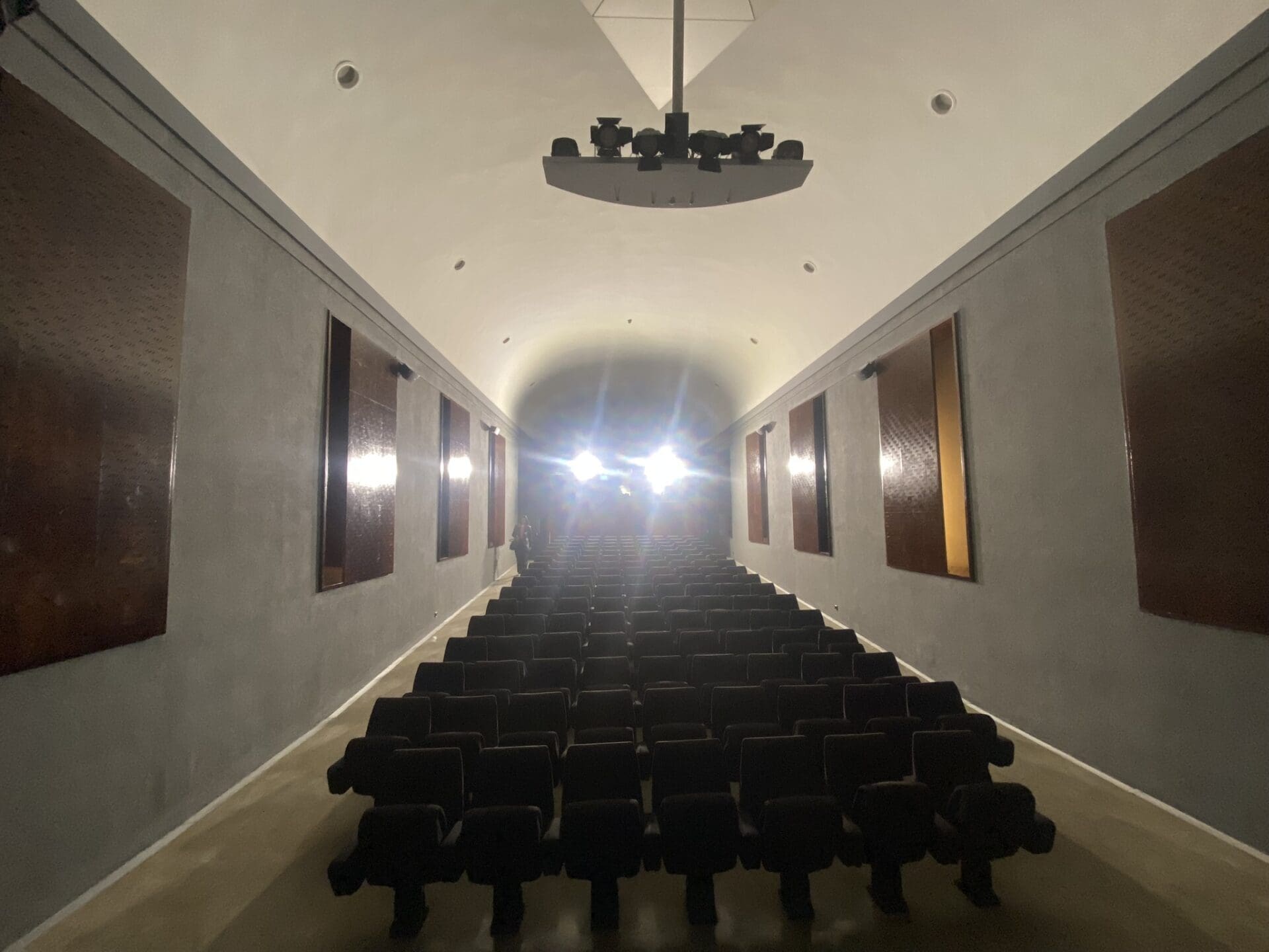 C24 - REFORMA DEL AUDITORIO SABATINI DEL MNCARS