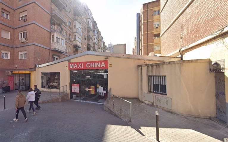 Conjunto de locales y nave en Madrid